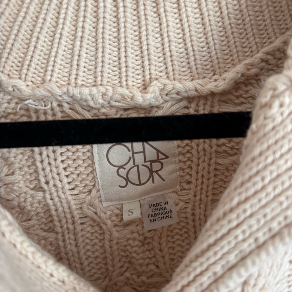 Cable Knit Button-Up Sweater - Picture 4 of 4